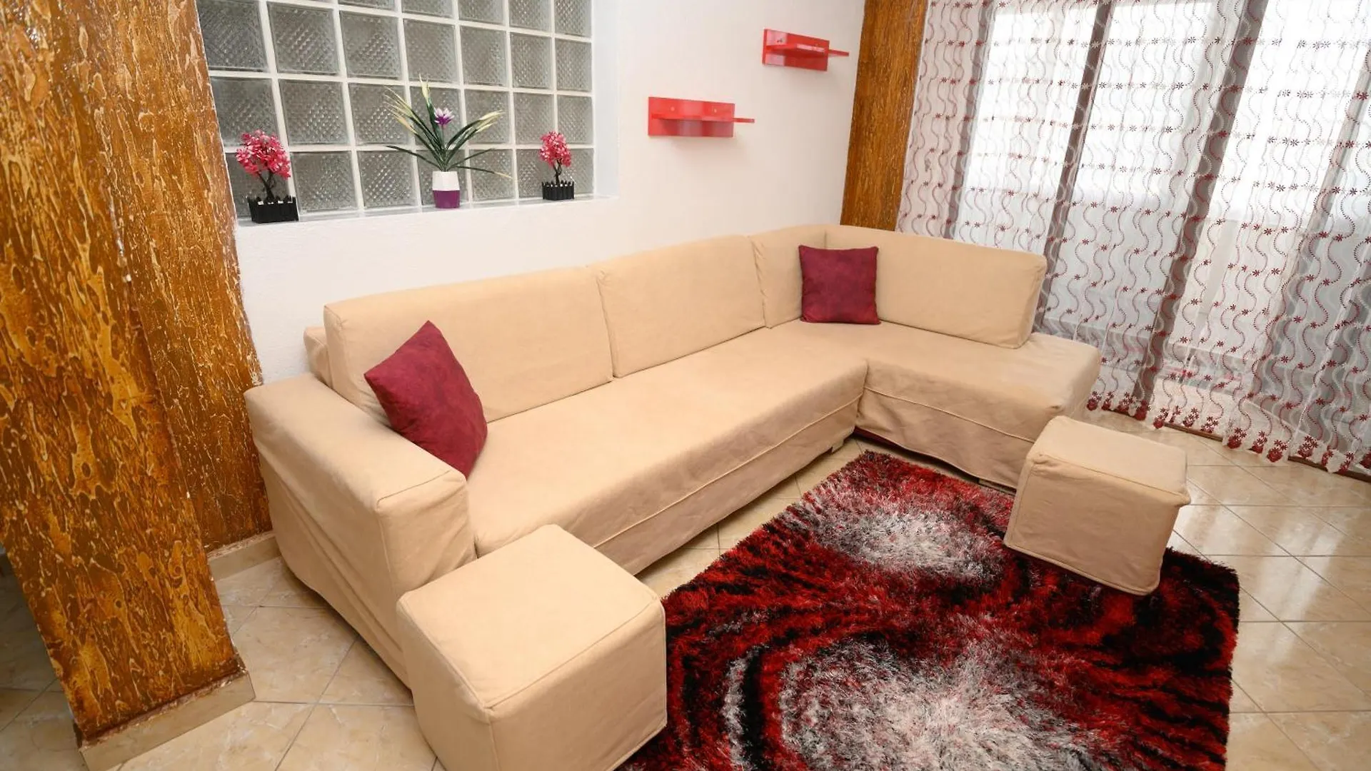 Shuli'S Apartments Pogradec