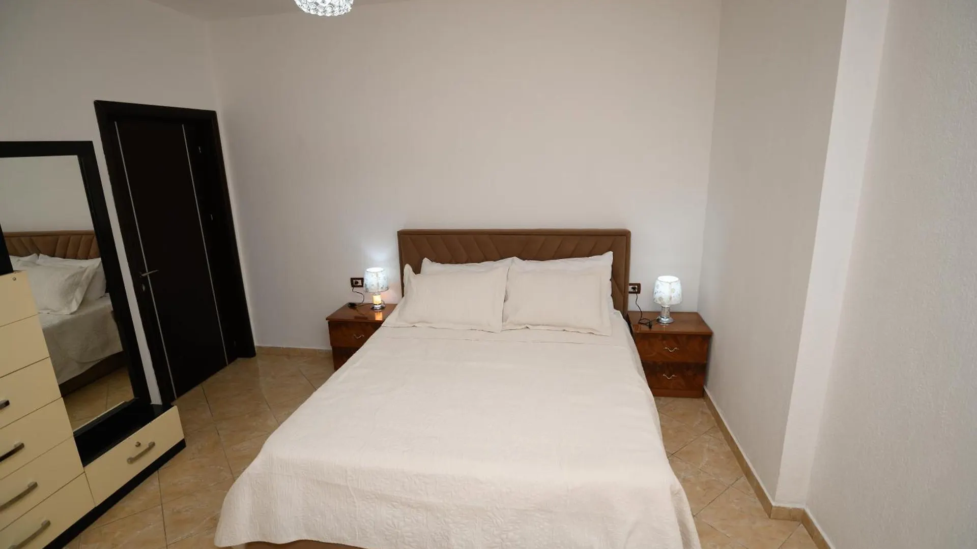 Shuli'S Apartments Pogradec