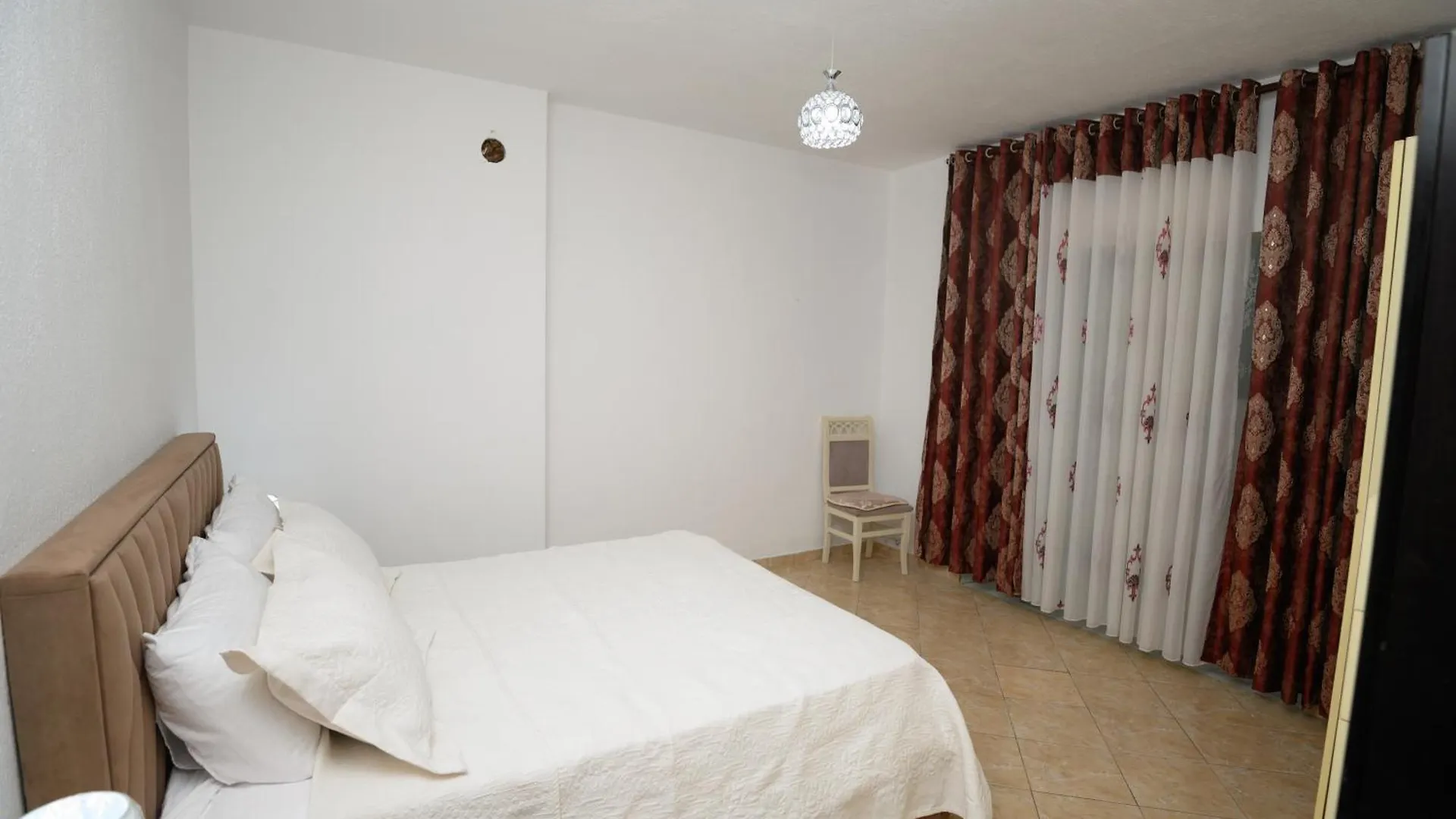 Shuli'S Apartments Pogradec