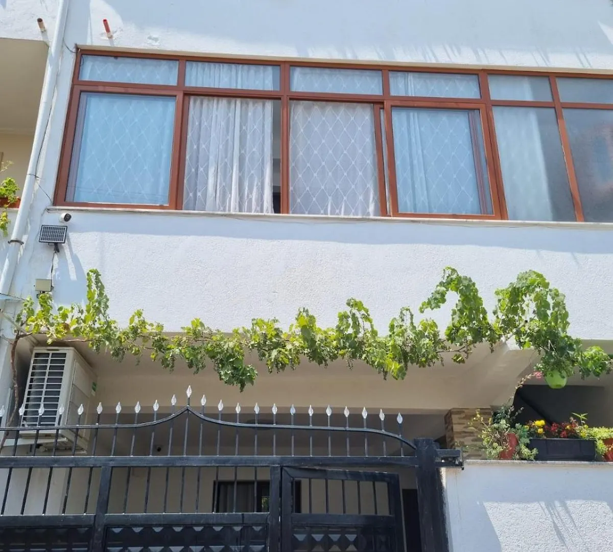 Shuli'S Apartments Pogradec